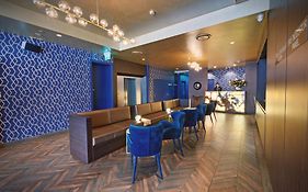 28 Hotel
